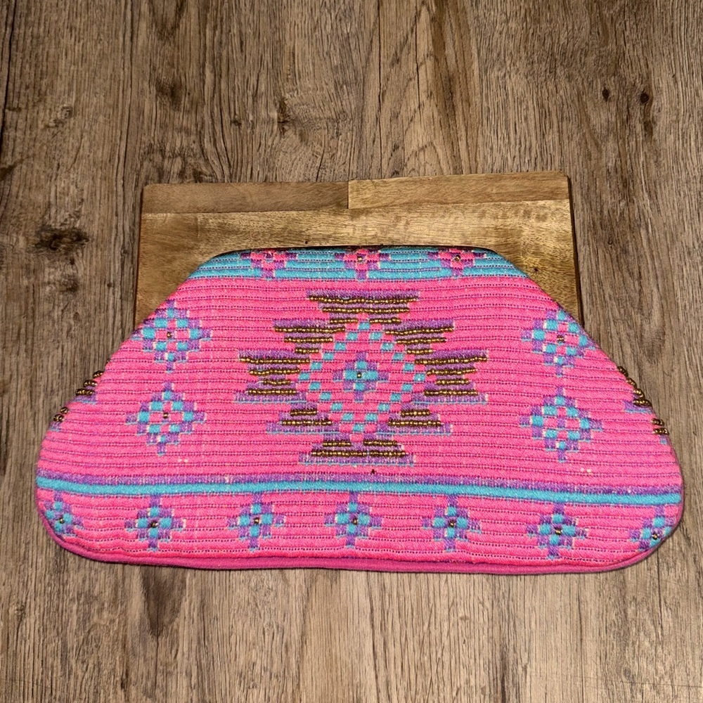 Chloe & Lex • Beaded Wood Handle Clutch